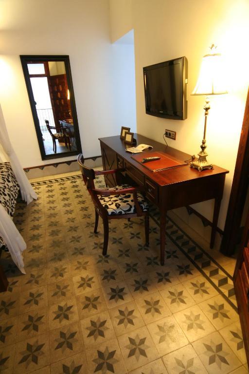 Hostal Palacio San Bartolome El Puerto de Santa Maria Room photo